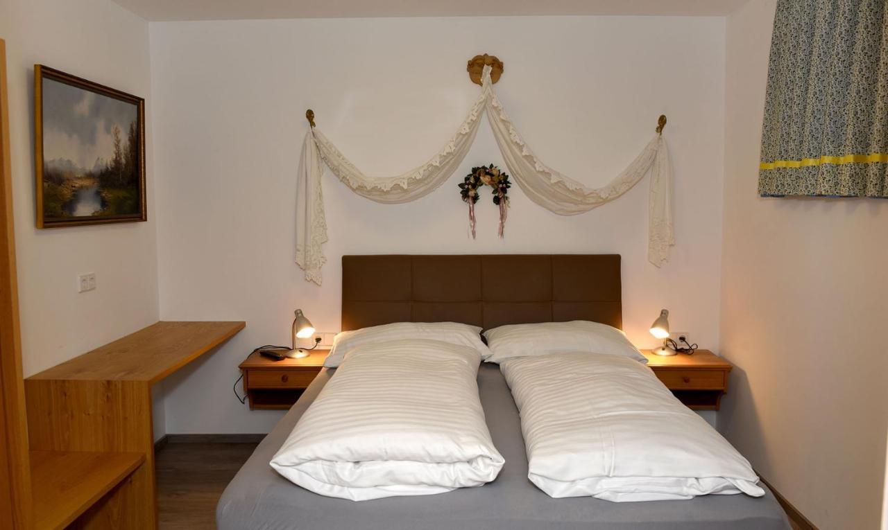 Appartamento Haus Hoffmann Sonnenalpe Nassfeld Esterno foto