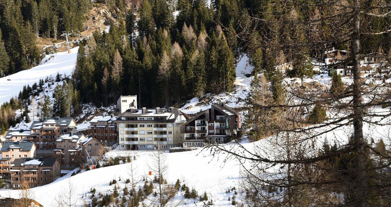 Appartamento Haus Hoffmann Sonnenalpe Nassfeld Esterno foto