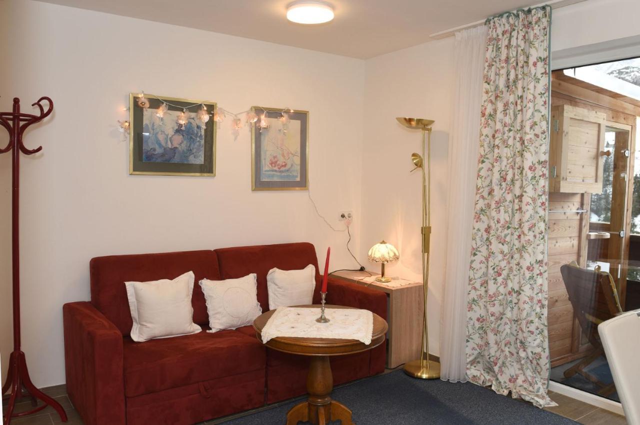 Appartamento Haus Hoffmann Sonnenalpe Nassfeld Esterno foto